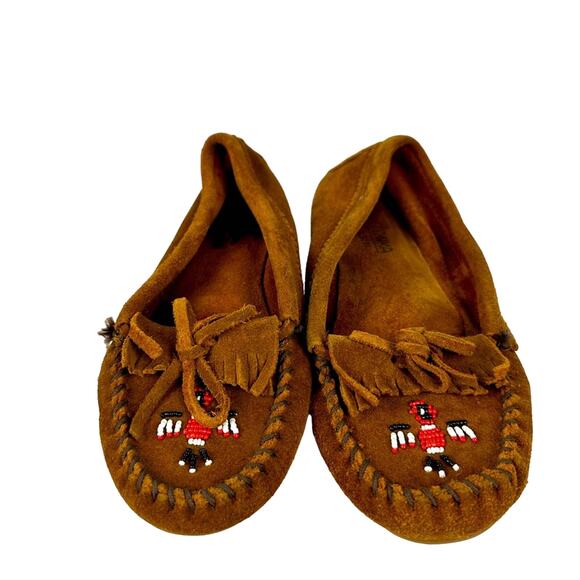 MINNETONKA Kiltie Brown Suede Moccasin  Loafers Beaded Thunderbird size 8 - Picture 1 of 8